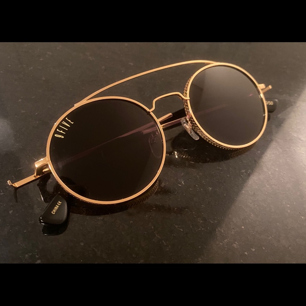 BRAND NEW DESIGNER 9Five 24k Gold Round Sunglasses